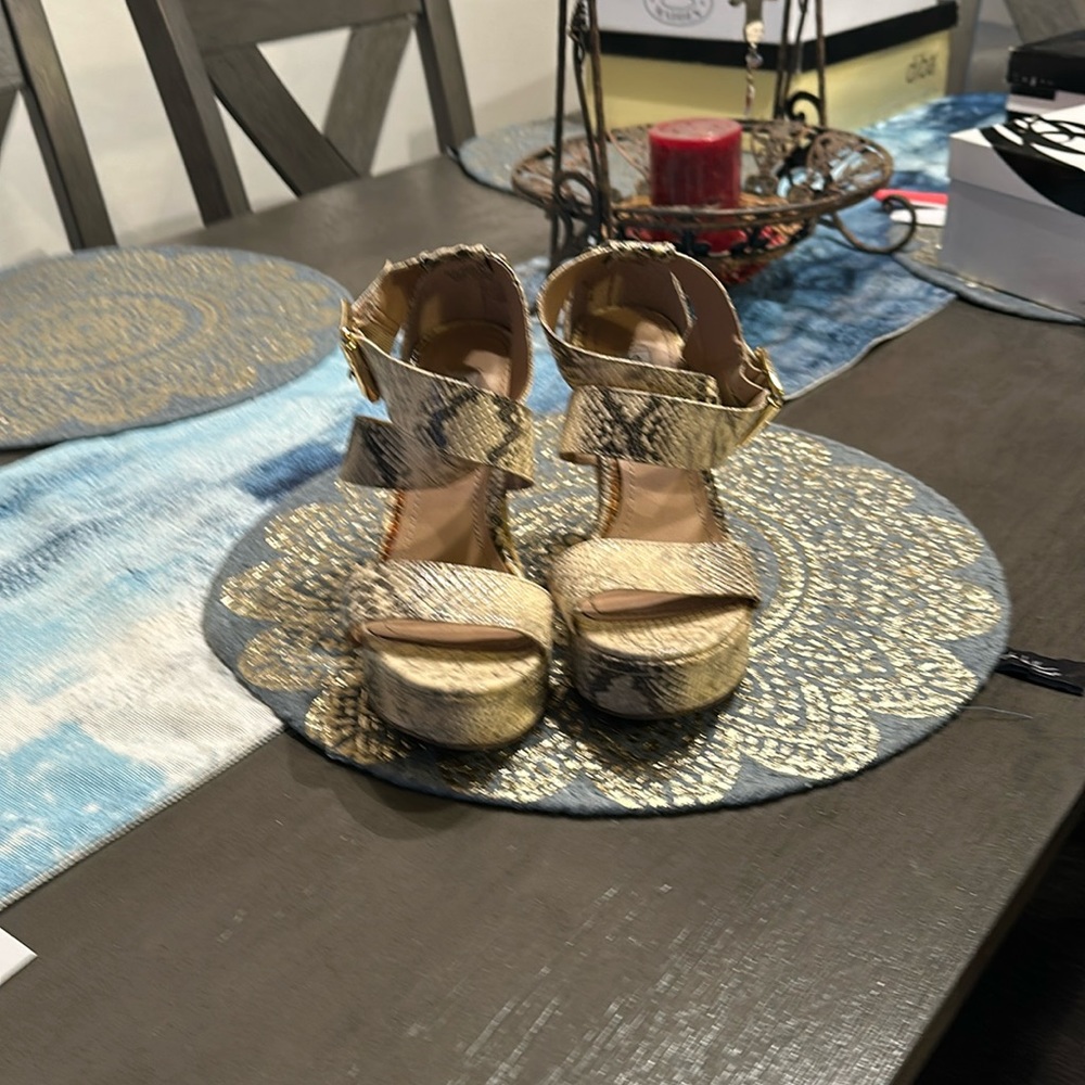 Steve Madden animal print wedge